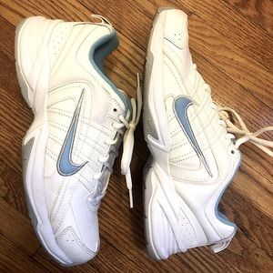 Nike Tennis Shoe